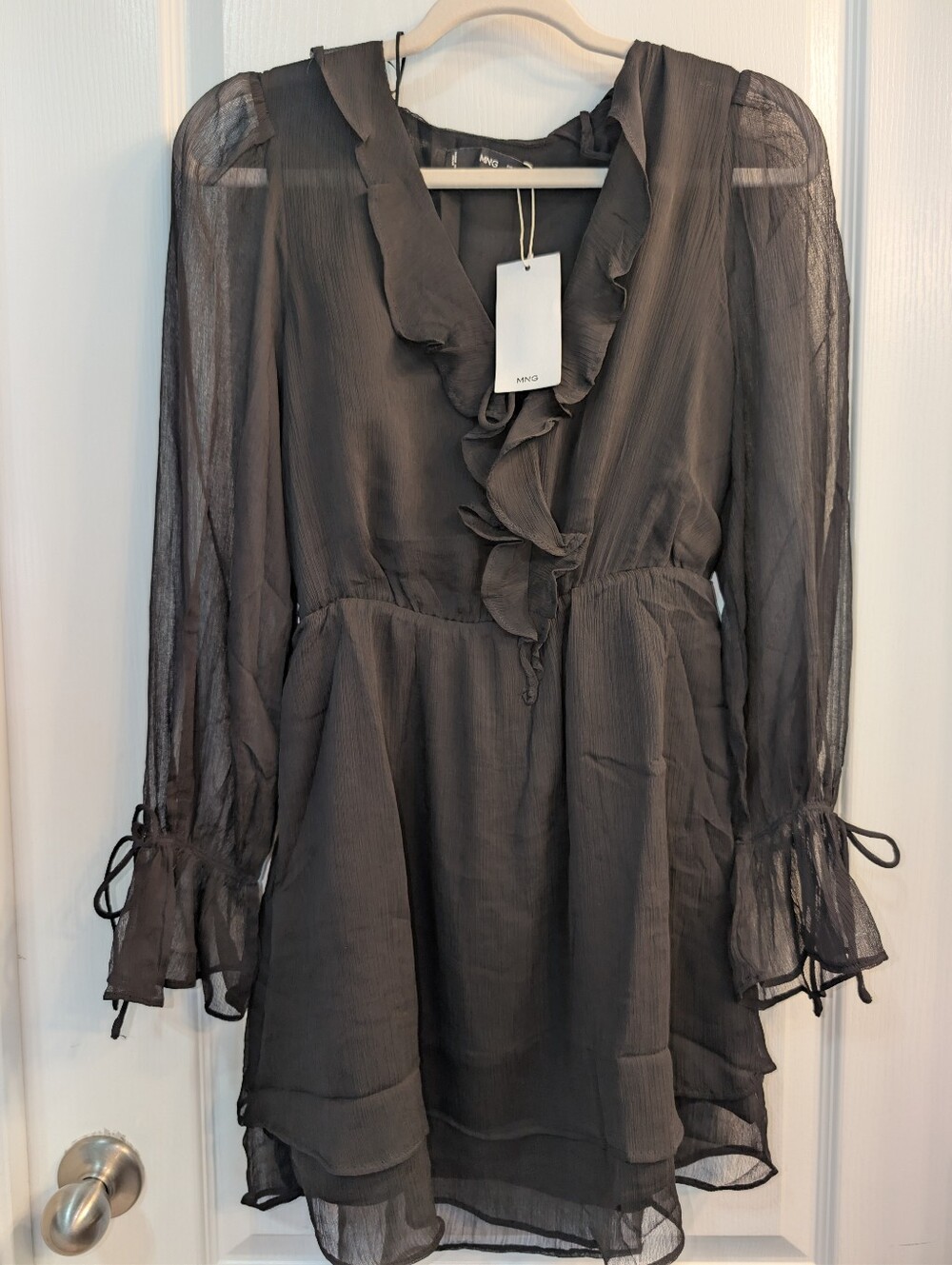 NWT Mango Black Sheer Ruffle V-Neck Dress Sz XS